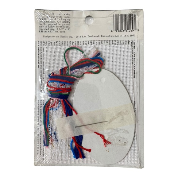 Designs for the Needle Lace Ornament Kit lot of 2 Cat & Bow Santa HO HO HO - Picture 3 of 7
